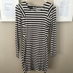 Bebe small striped body con dress